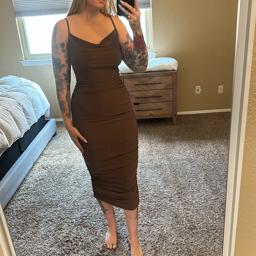 Brown Ruched Maxi Dress - Picture 8 of 9